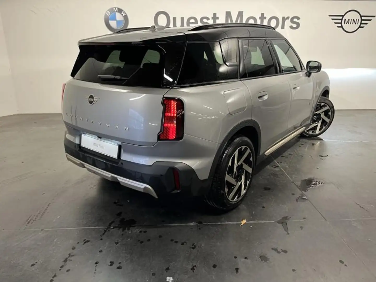 MINI Countryman C C 170ch Favoured DKG7 Argent - 2