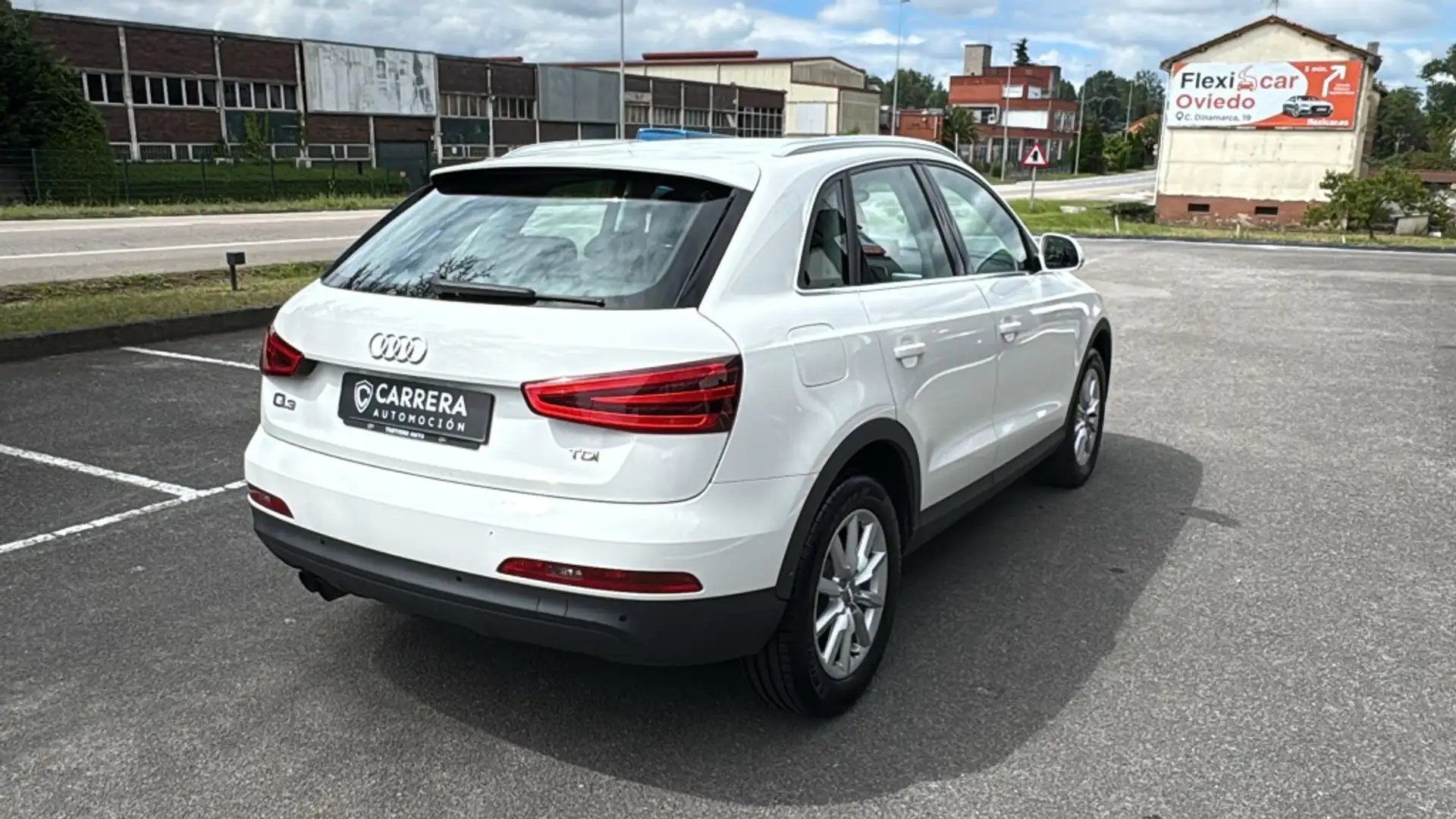 Audi Q3 2.0TDI Ambiente Blanco - 2