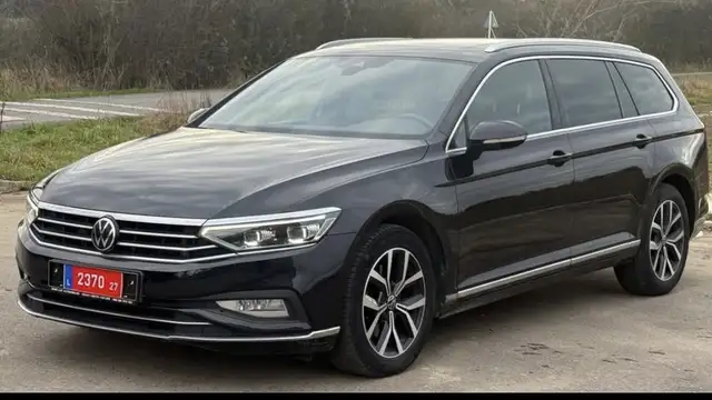 Volkswagen Passat Variant 2.0 TDI SCR DSG Highline 1-prop Tva Récupérable