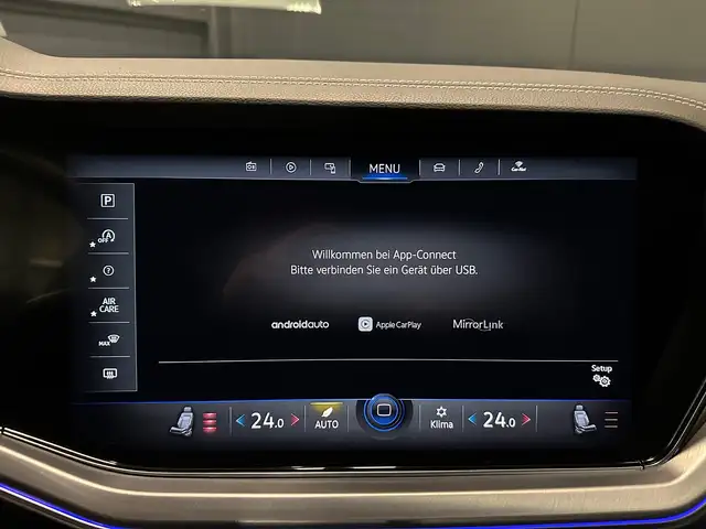 Volkswagen Touareg view 24