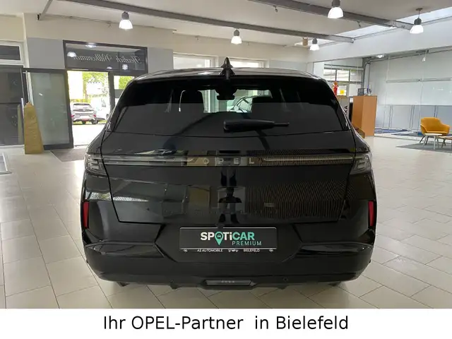 Opel Grandland view 5
