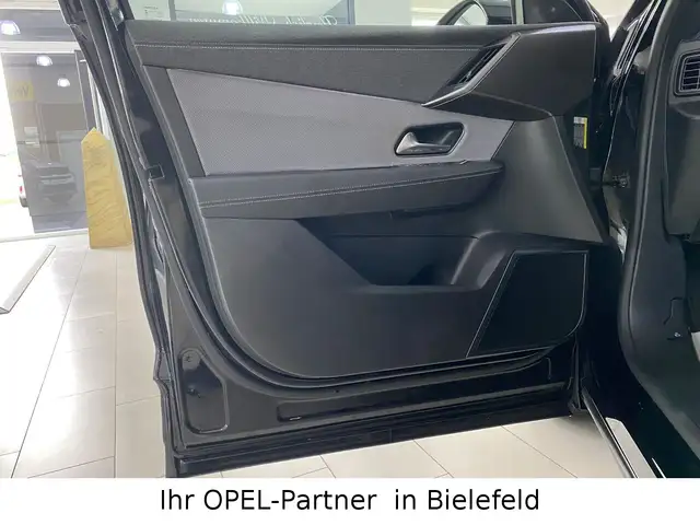 Opel Grandland view 11