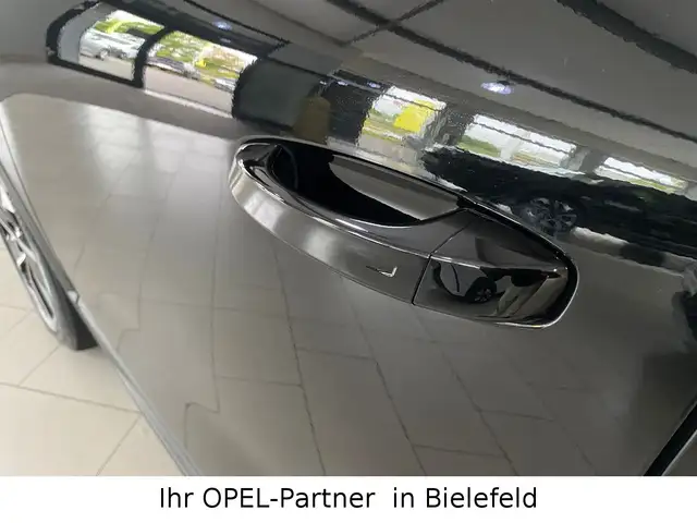 Opel Grandland view 10