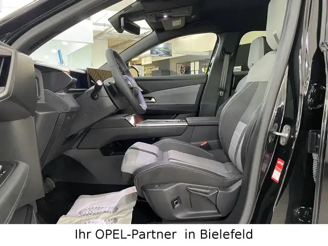Opel Grandland view 12