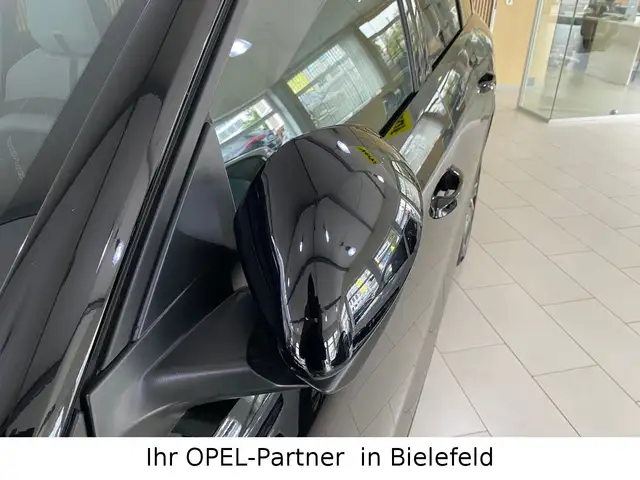 Opel Grandland view 8