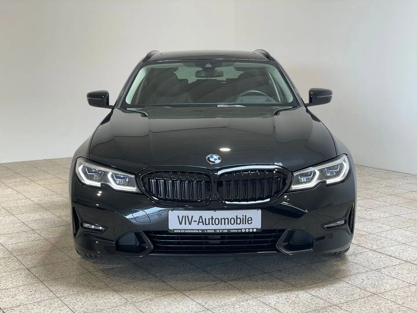 BMW 320 d Touring Sport Line Head-Up*Laser*Panorama*M Noir - 2