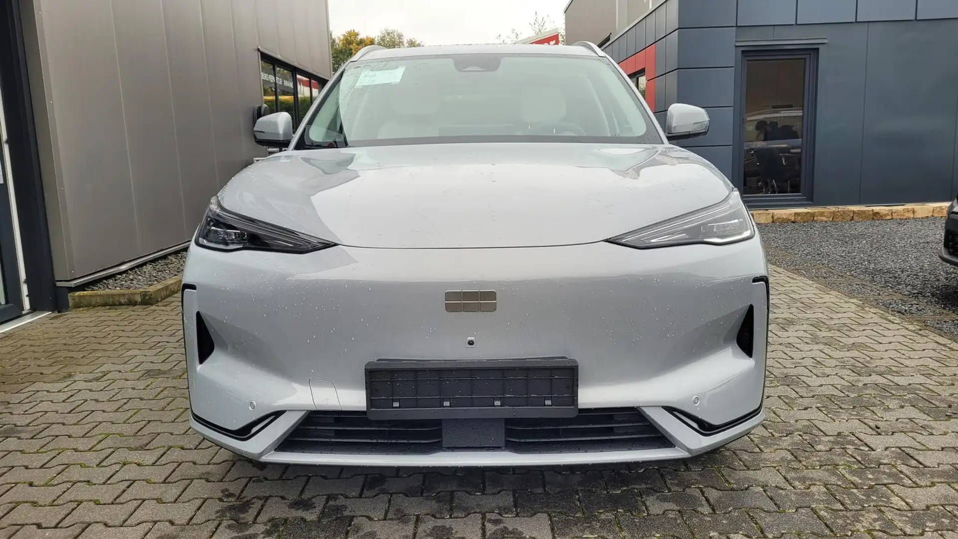 Geely E5 160 kW Max+ Max+*LED*Navi*SD*Shzg*PDC*360Cam*HU... Silber - 2