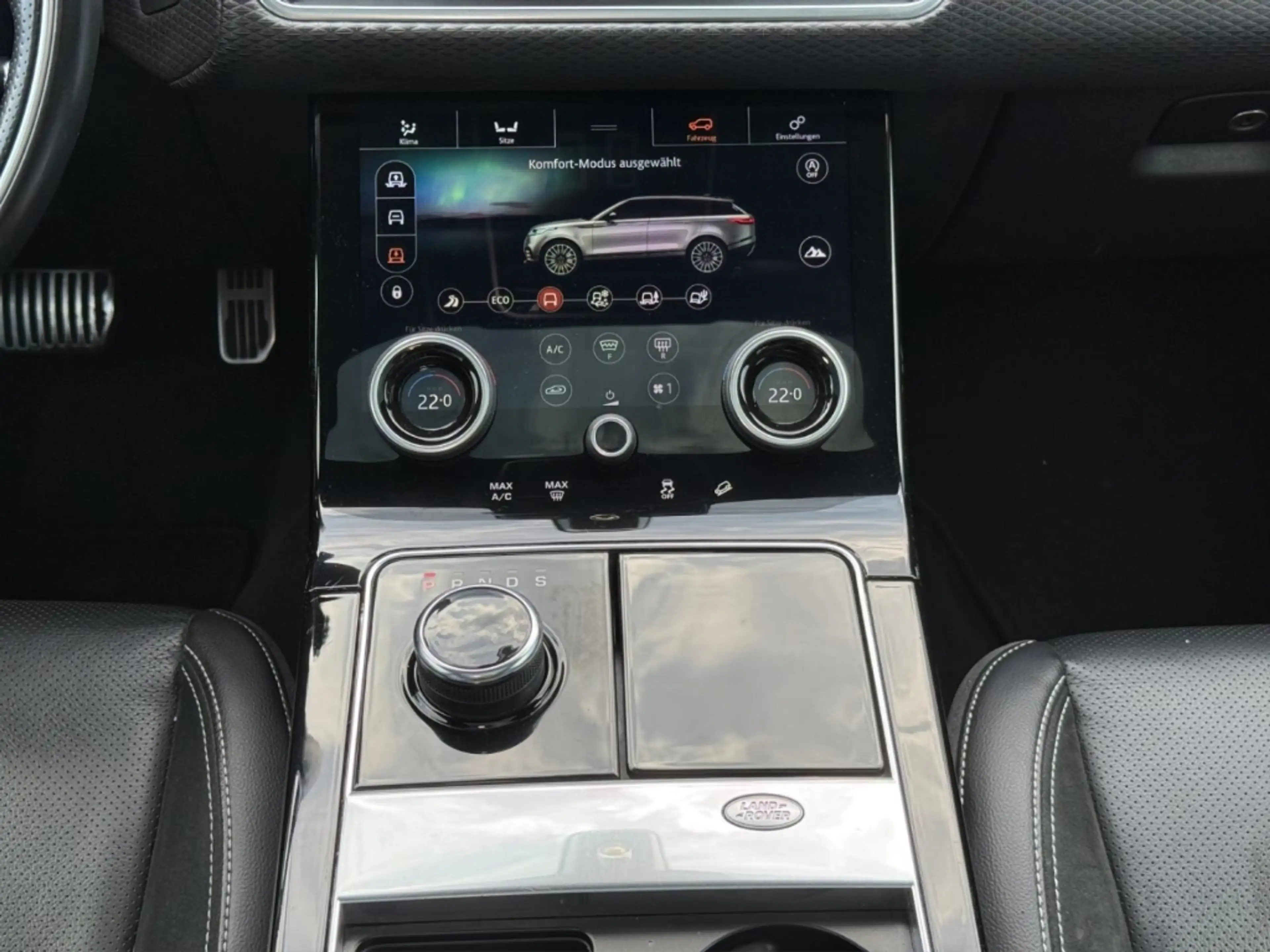 Land Rover Range Rover Velar R-Dynamic V6 300PS Pano Luftfederung Meridian 21Zo — photo 15