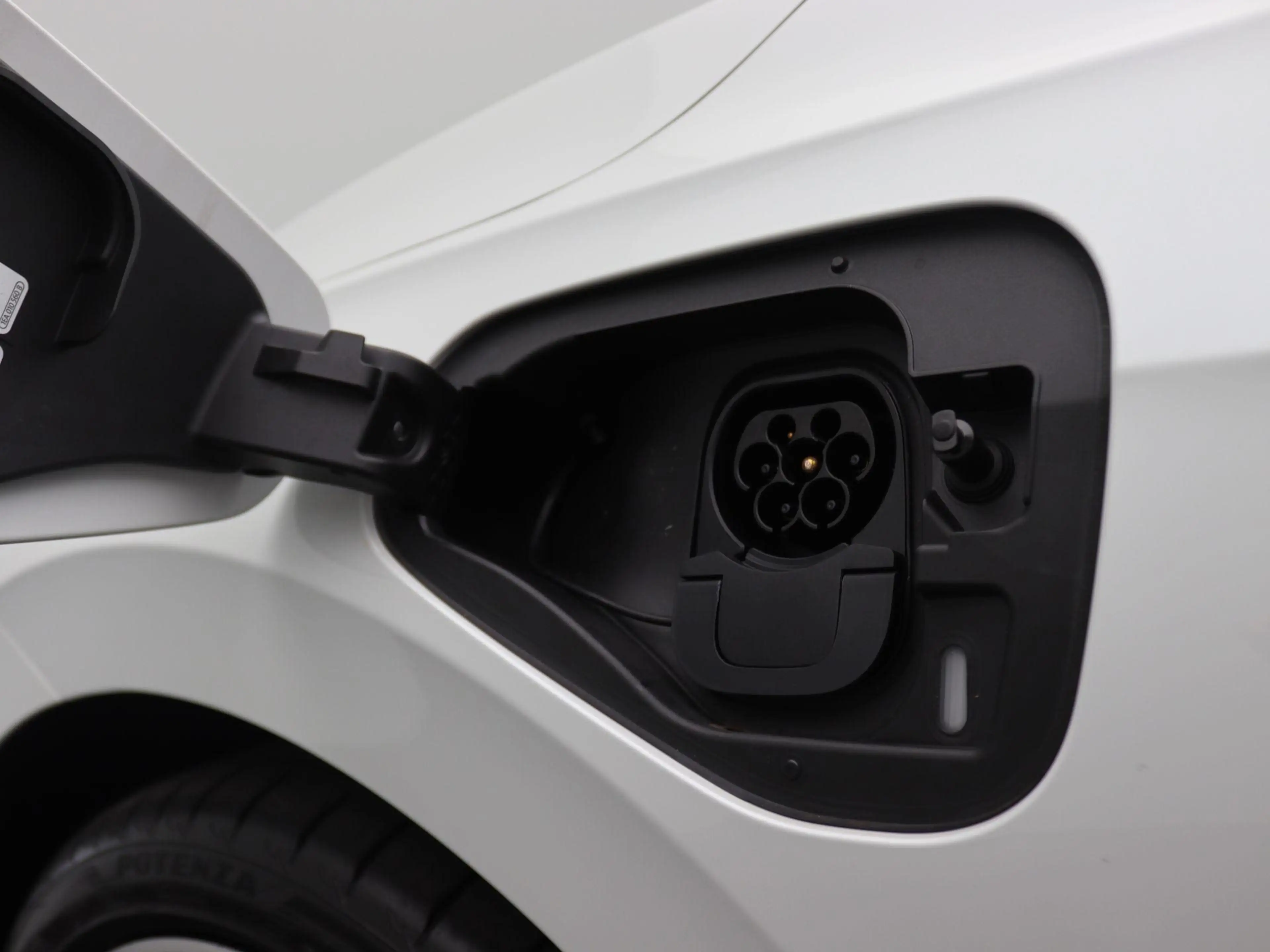 Volkswagen Golf GTE 1.5 eHybrid 272 PK DSG Black style, Leder, Trekhaa — photo 44