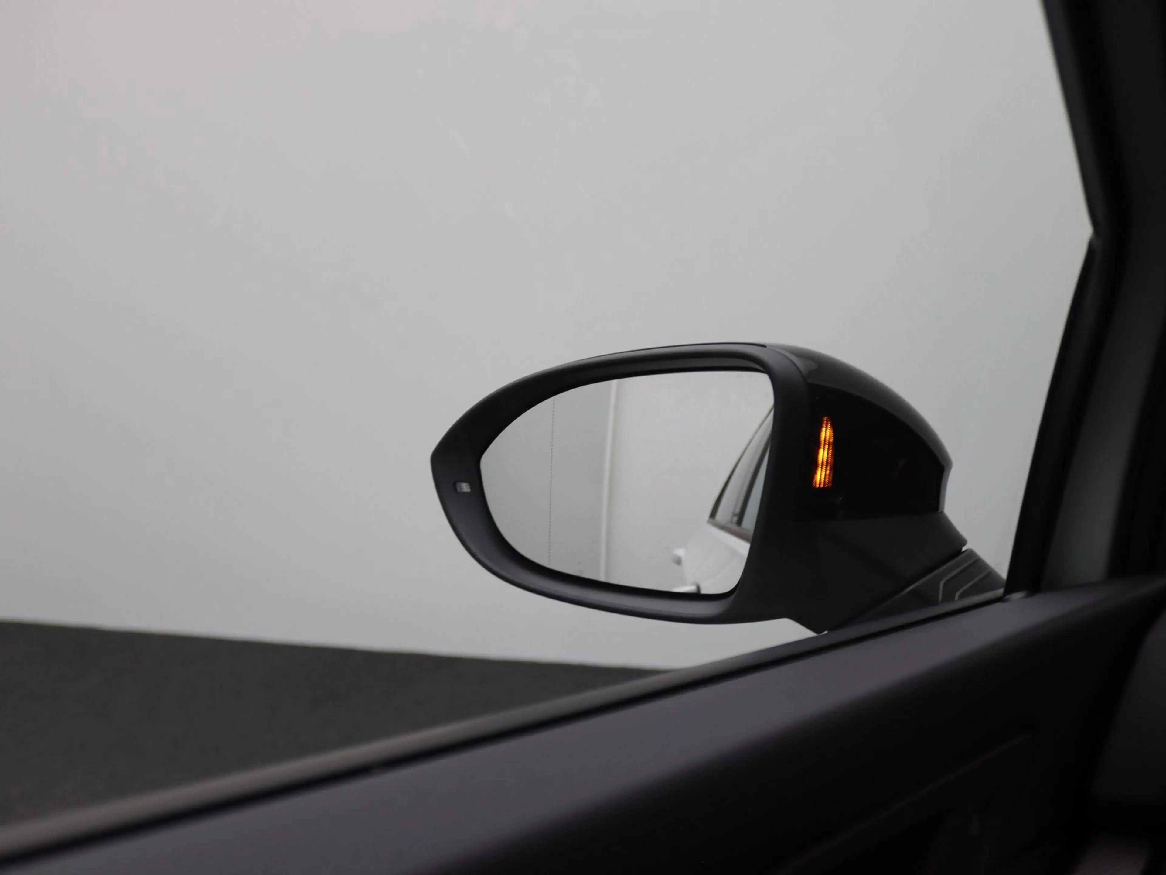Volkswagen Golf GTE 1.5 eHybrid 272 PK DSG Black style, Leder, Trekhaa — photo 28