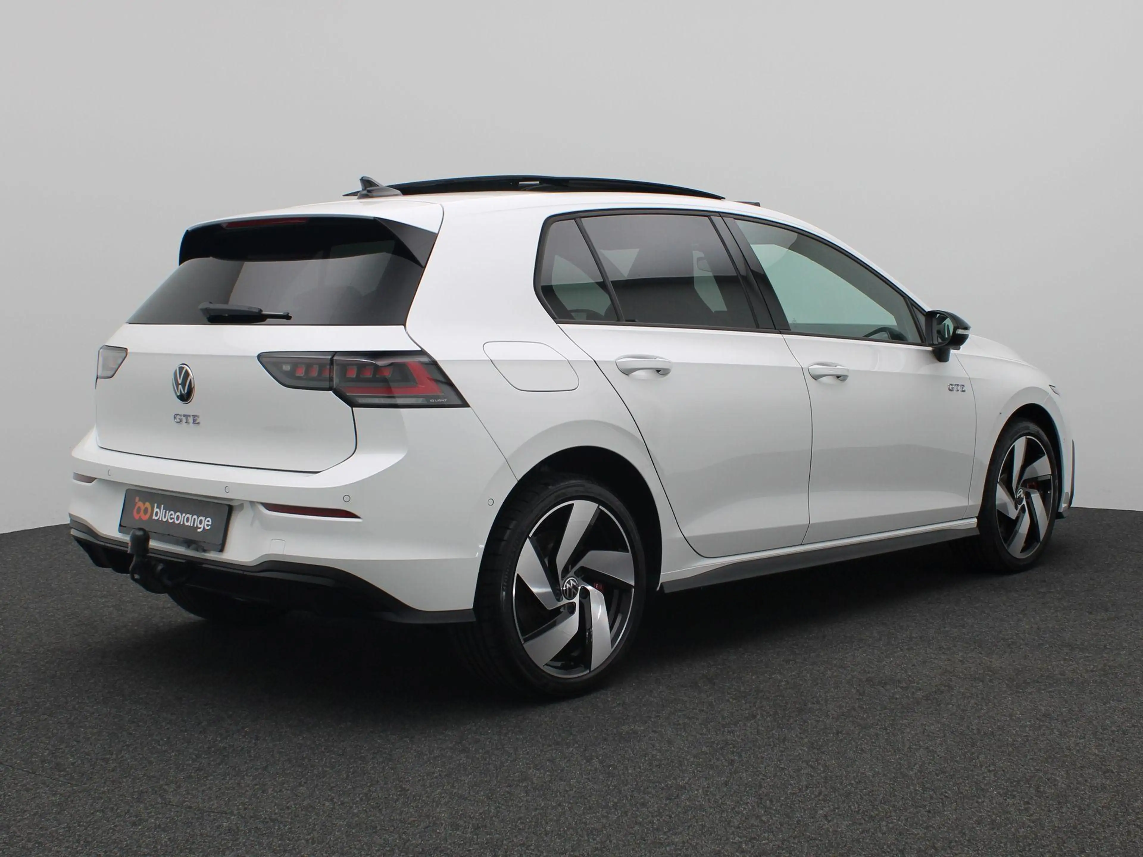 Volkswagen Golf GTE 1.5 eHybrid 272 PK DSG Black style, Leder, Trekhaa — photo 3