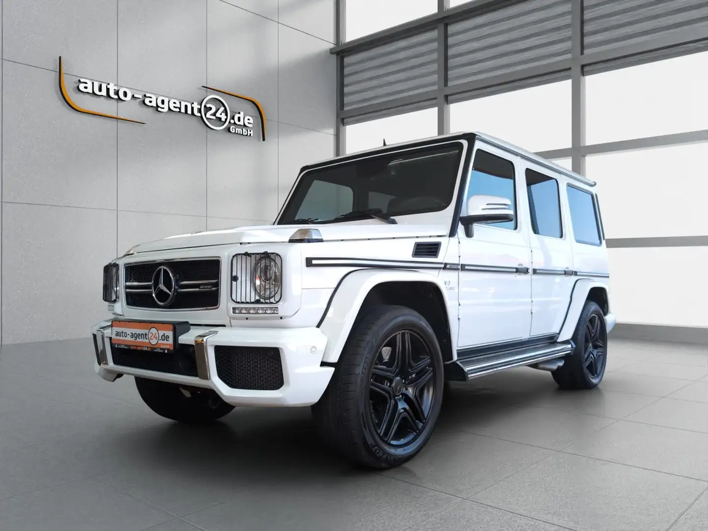 Mercedes-Benz G 63 AMG /DriversPack/Designo/StHzg/Distro/FondEntertian Weiß - 2