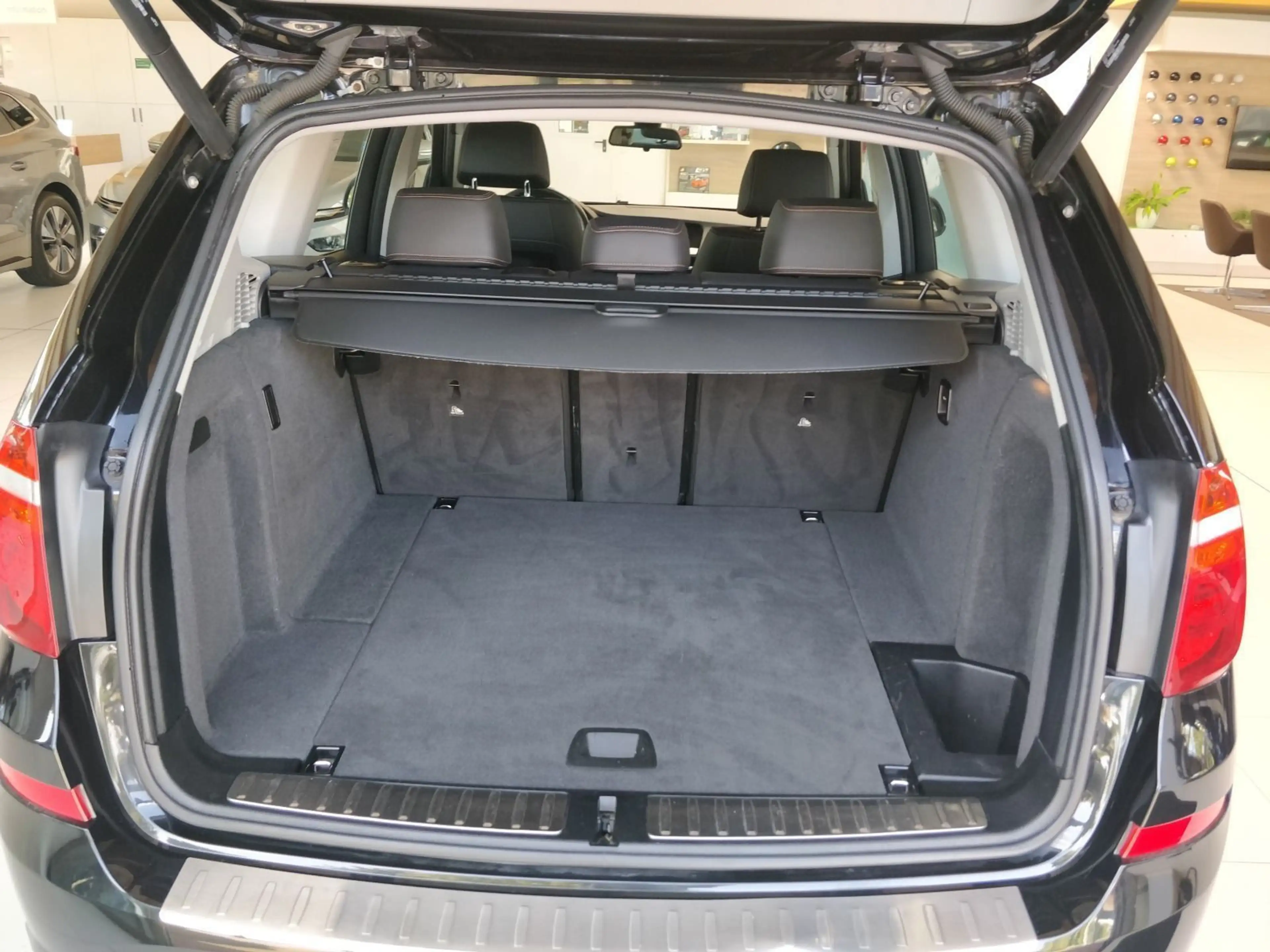 BMW X3 xDrive 20d 190PS AHK RFK 18"ALU LEDER NAVI KL — photo 7