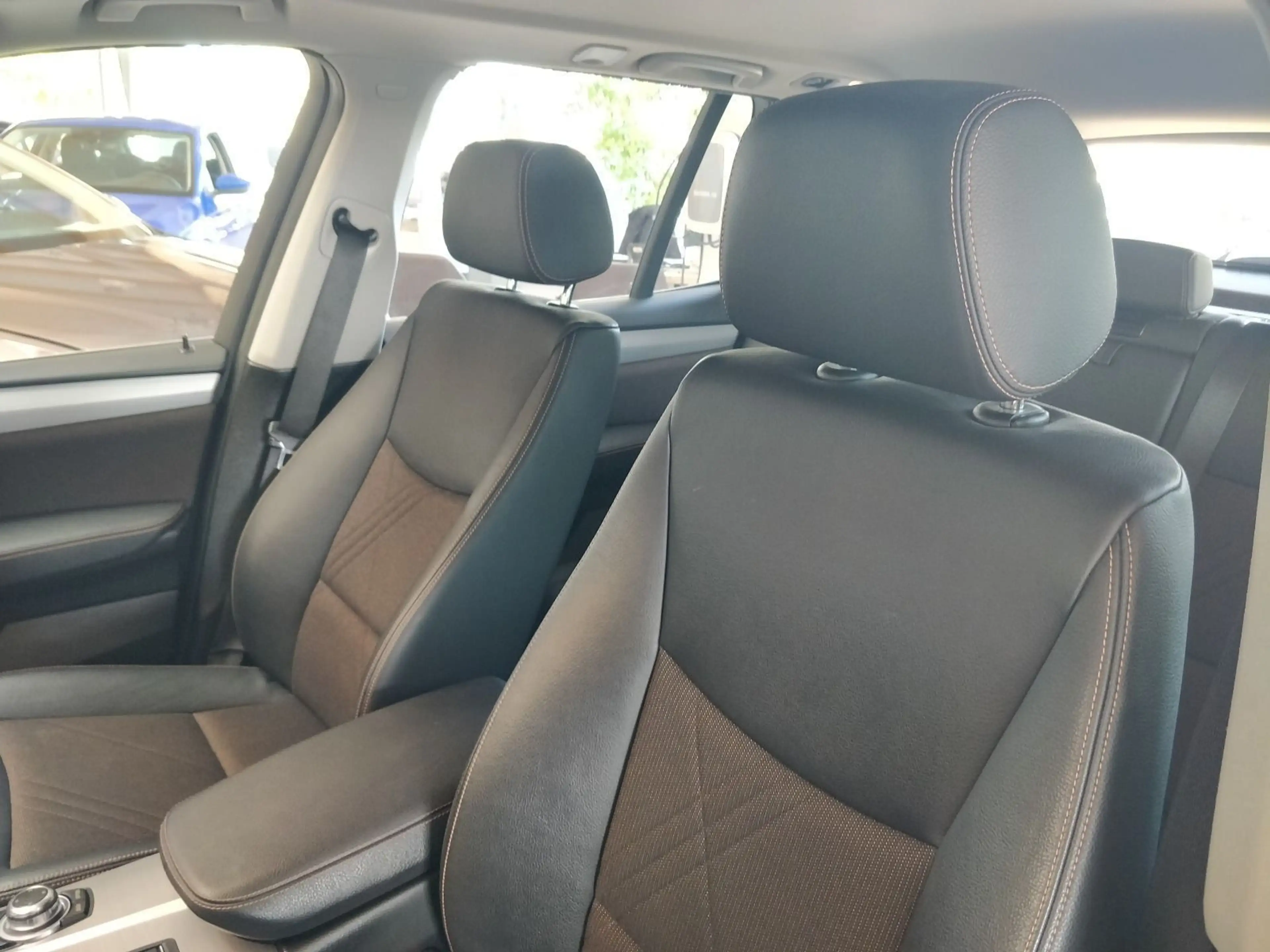BMW X3 xDrive 20d 190PS AHK RFK 18"ALU LEDER NAVI KL — photo 11