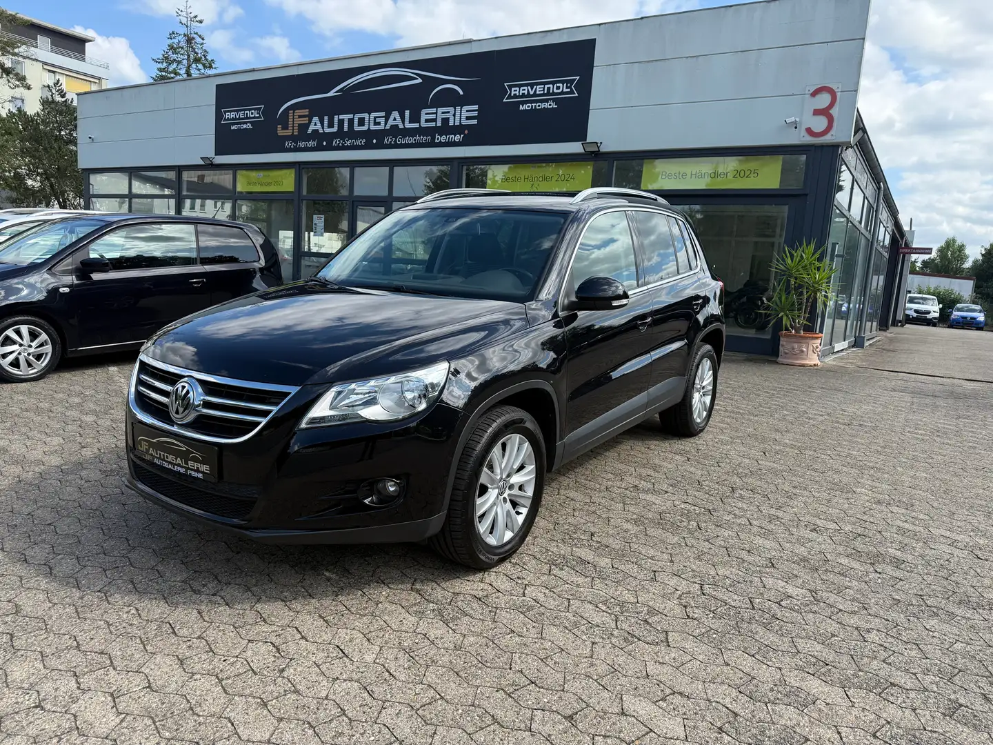 Volkswagen Tiguan Sport"1.HAND"AHK"Allrad"12MonateGarantie" Negro - 1