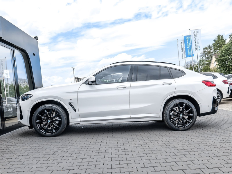 BMW X4 xDrive20d M Sport HUD PANO ACC AHK RFK NAVI — photo 9