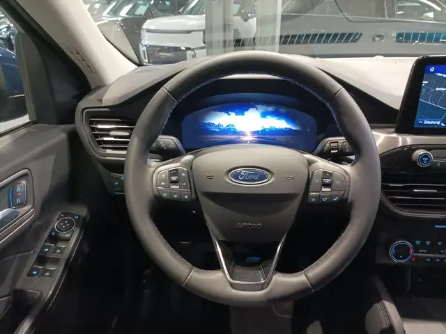 Ford Kuga view 10