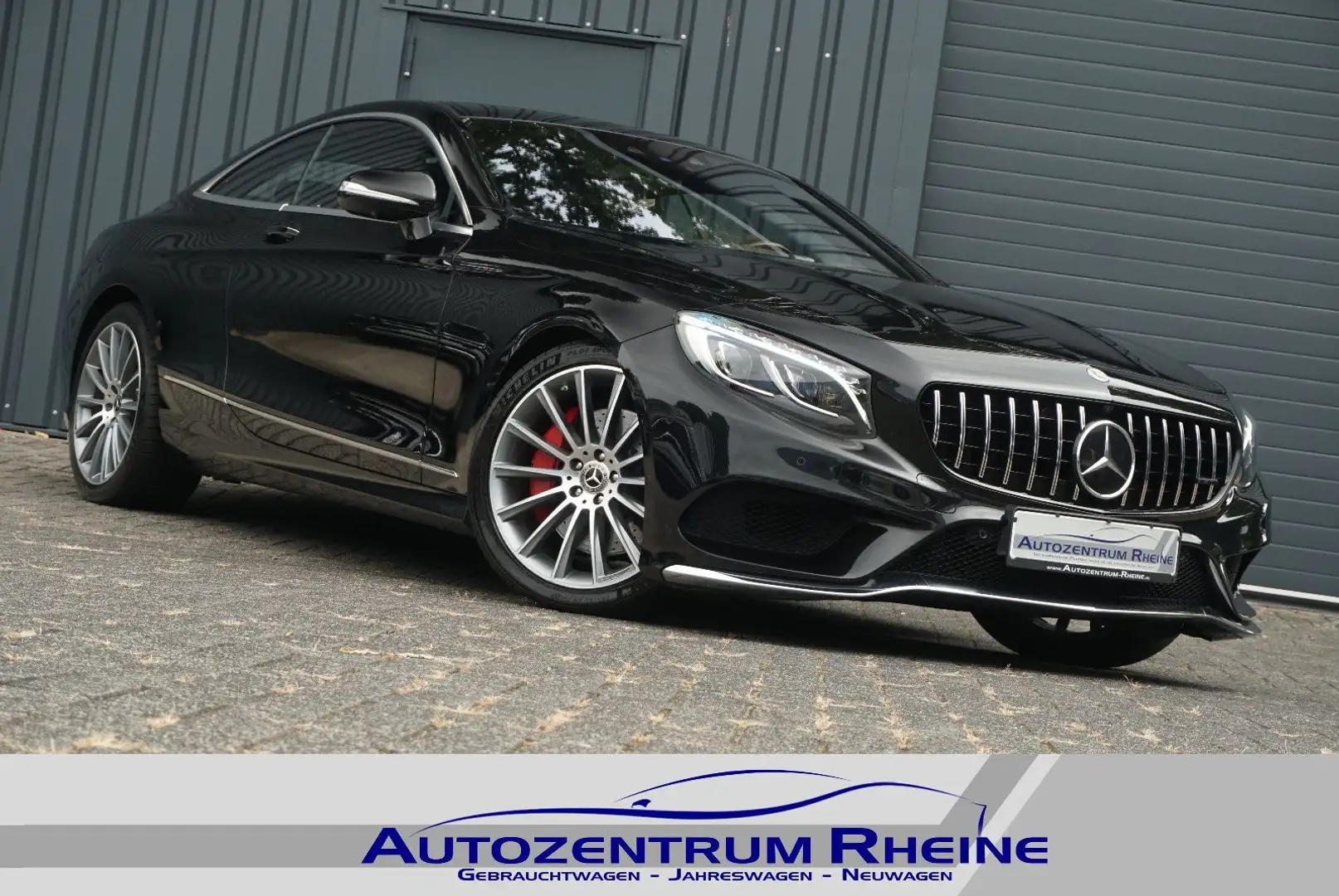 Mercedes-Benz S 560 AMG Coupé 4M PANO HUD Burmester 360° Noir - 1