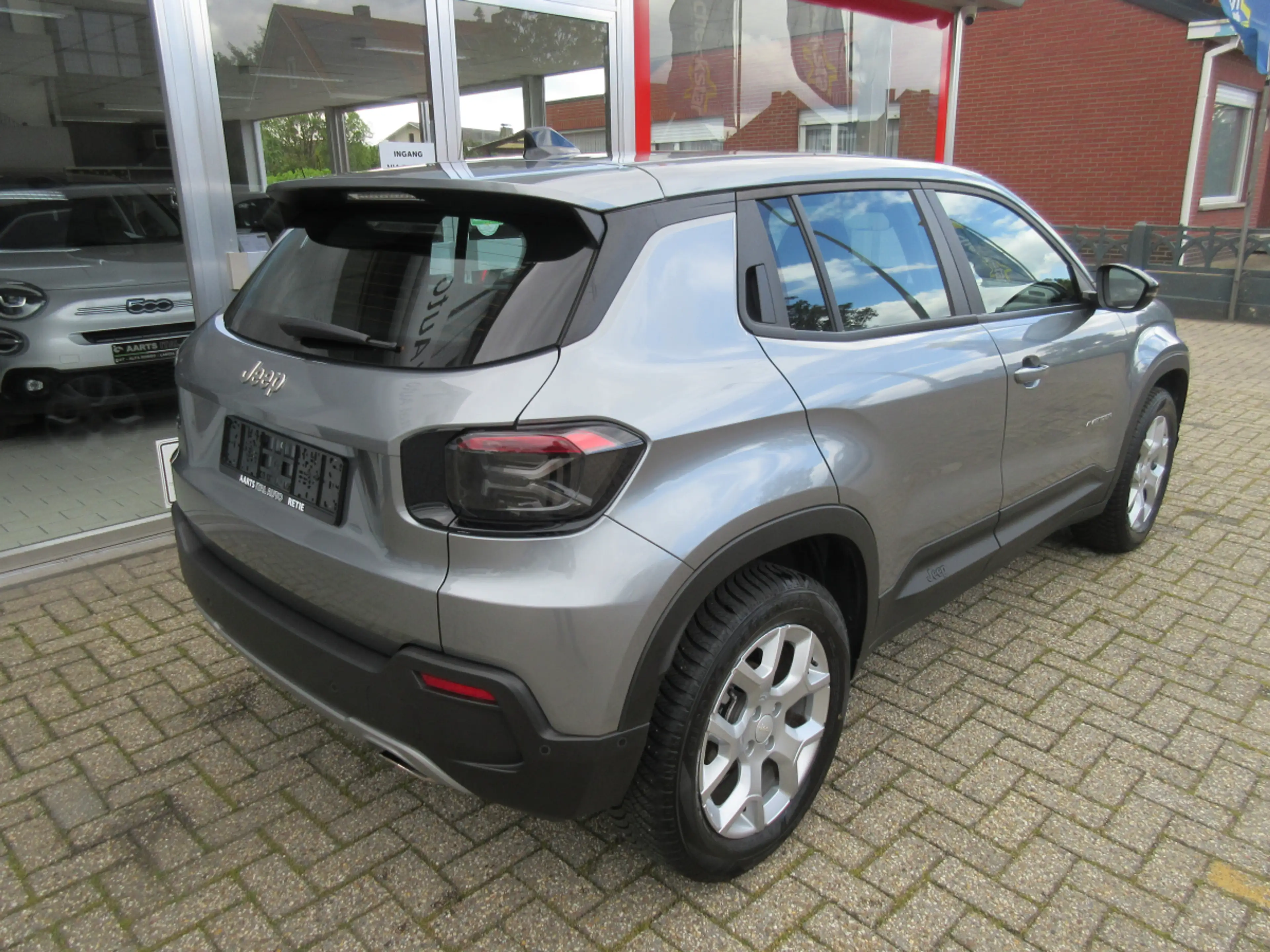 Jeep Avenger 1.2 ALTITUDE — photo 4