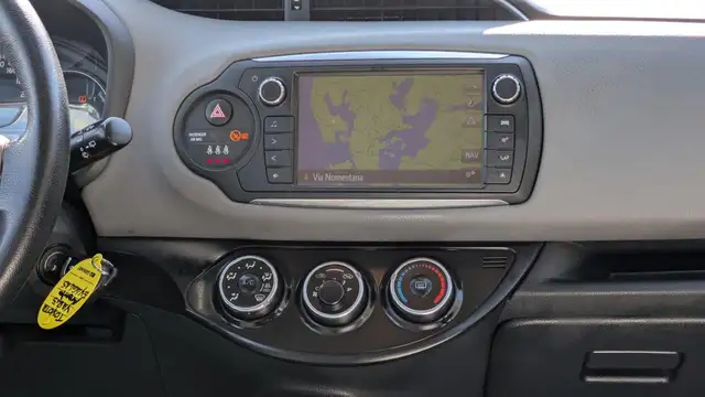Toyota Yaris view 8