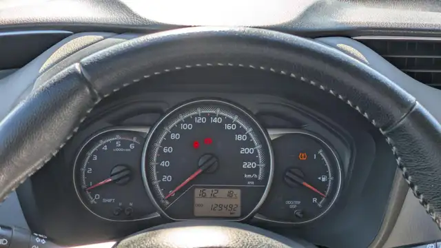 Toyota Yaris view 10