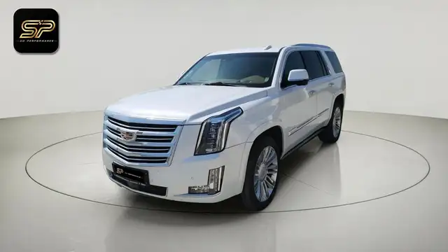 Cadillac Escalade Standard