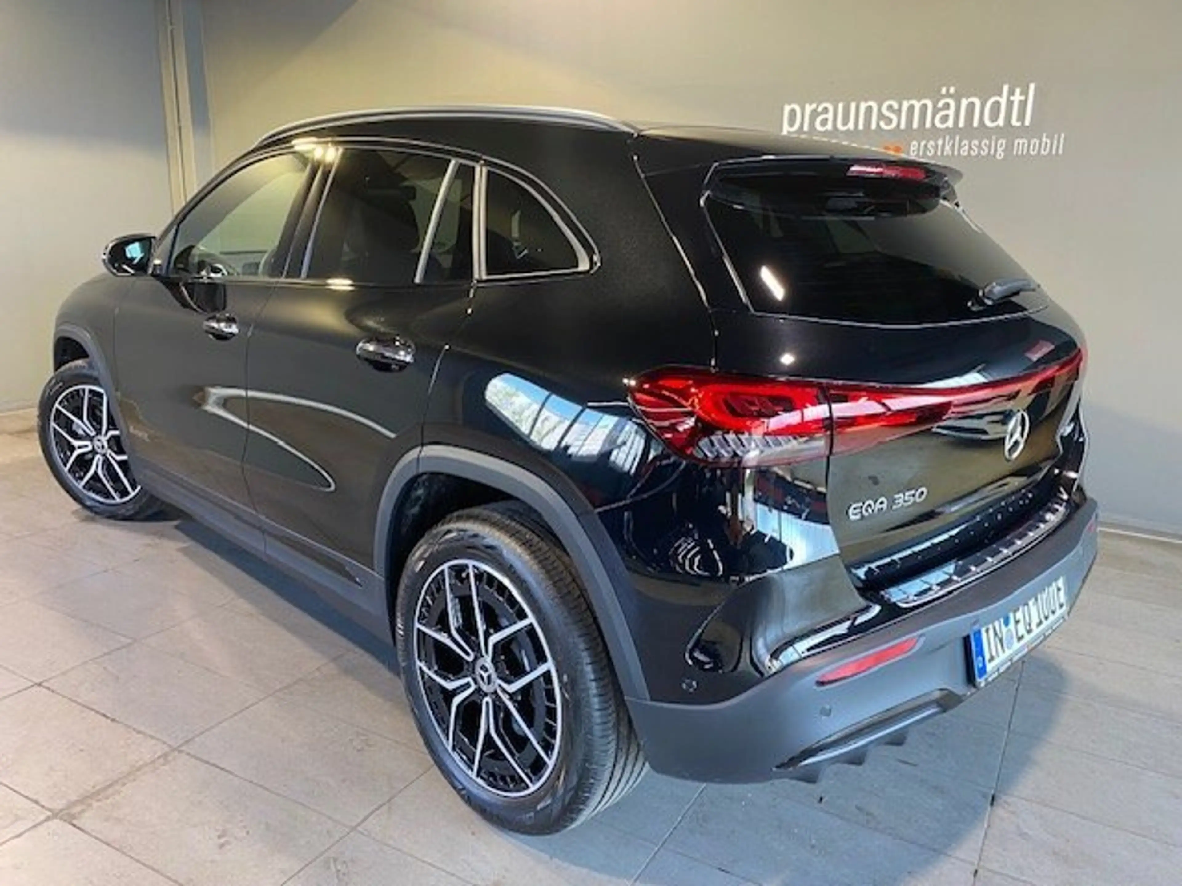 Mercedes-Benz EQA 350 4M AMG/Night/19"/LED/Pano./AHK/Burmester — photo 2