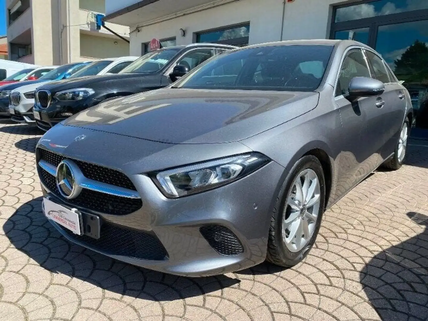 Mercedes-Benz A 180 A 180 d Automatic Sport Gris - 1