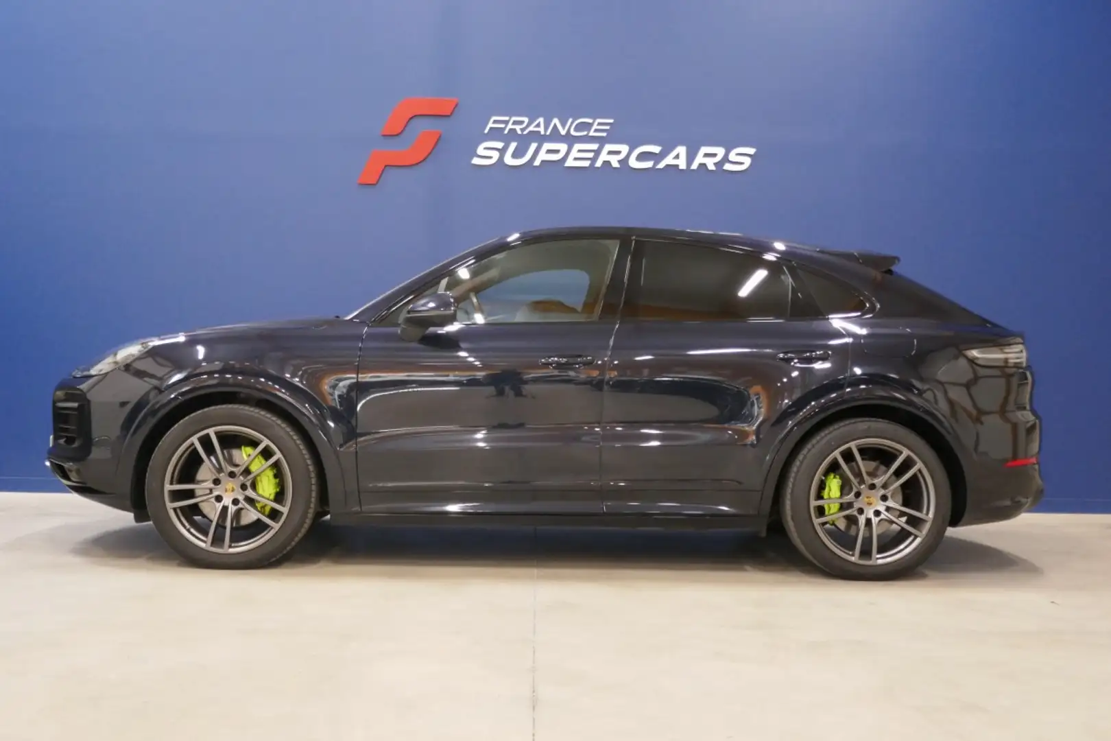 Porsche Cayenne E-Hybrid - 2