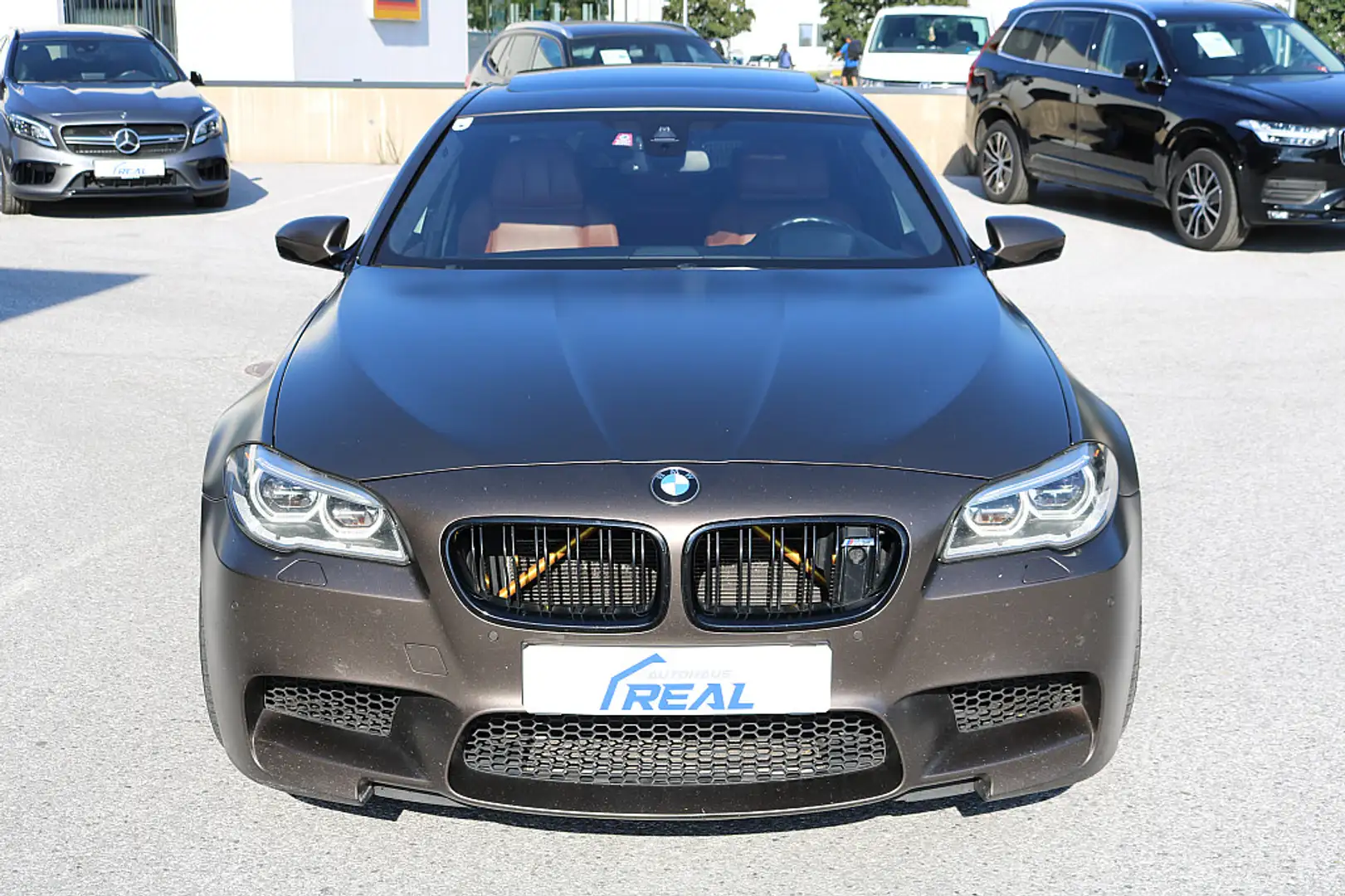 BMW M5 M5 Hnědá - 2