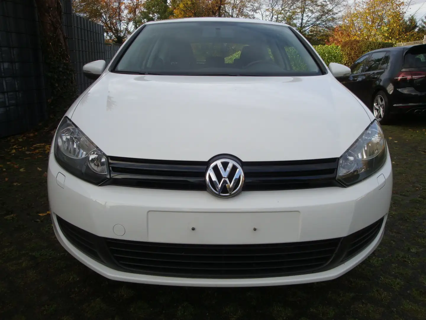 Volkswagen Golf VI 1.4 Trendline / 1.HAND,KLIMA,TÜV NEU !!! Weiß - 2