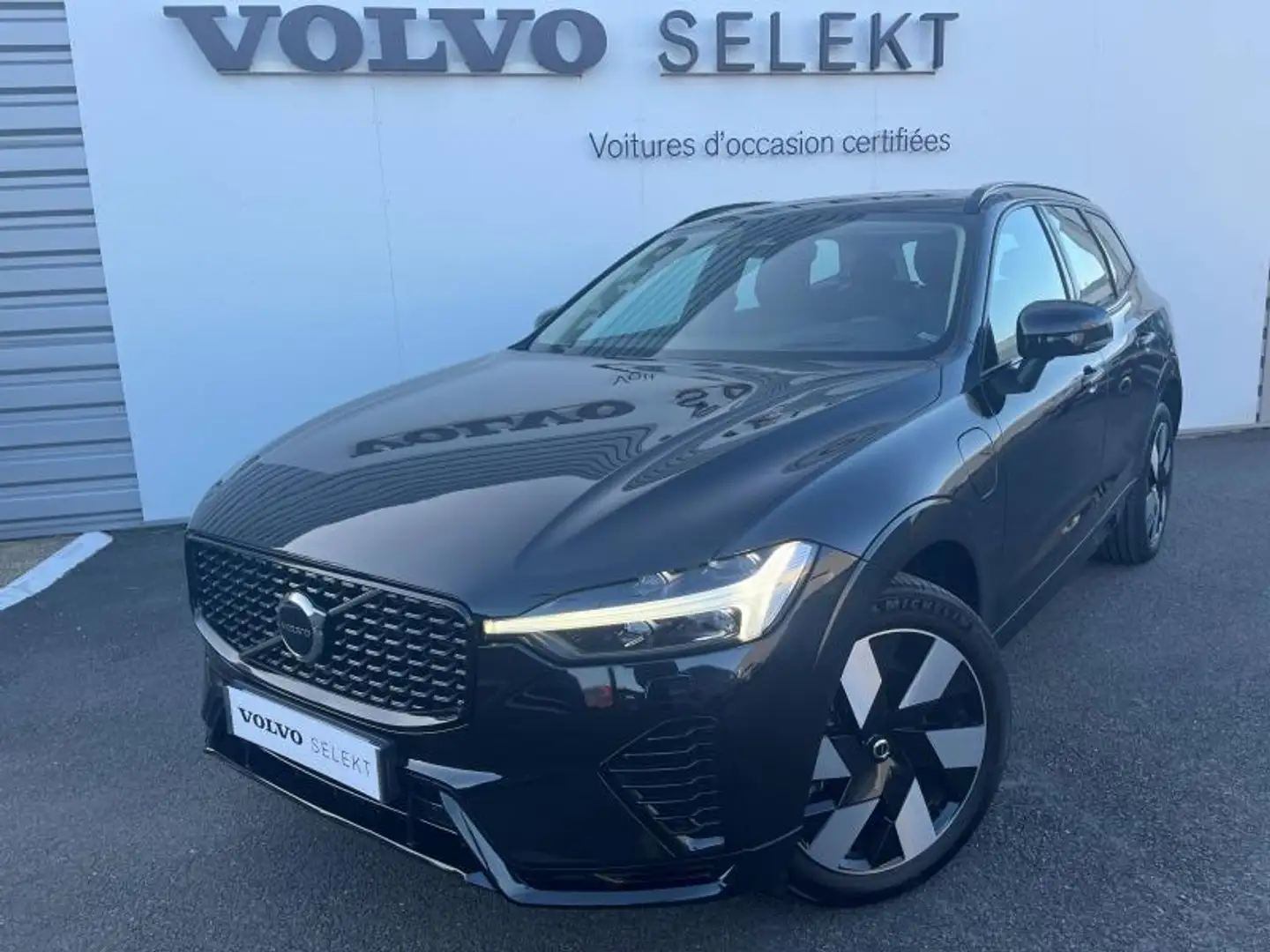 Volvo XC60 T6 AWD 253 + 145ch Utimate Style Dark Geartronic Noir - 1