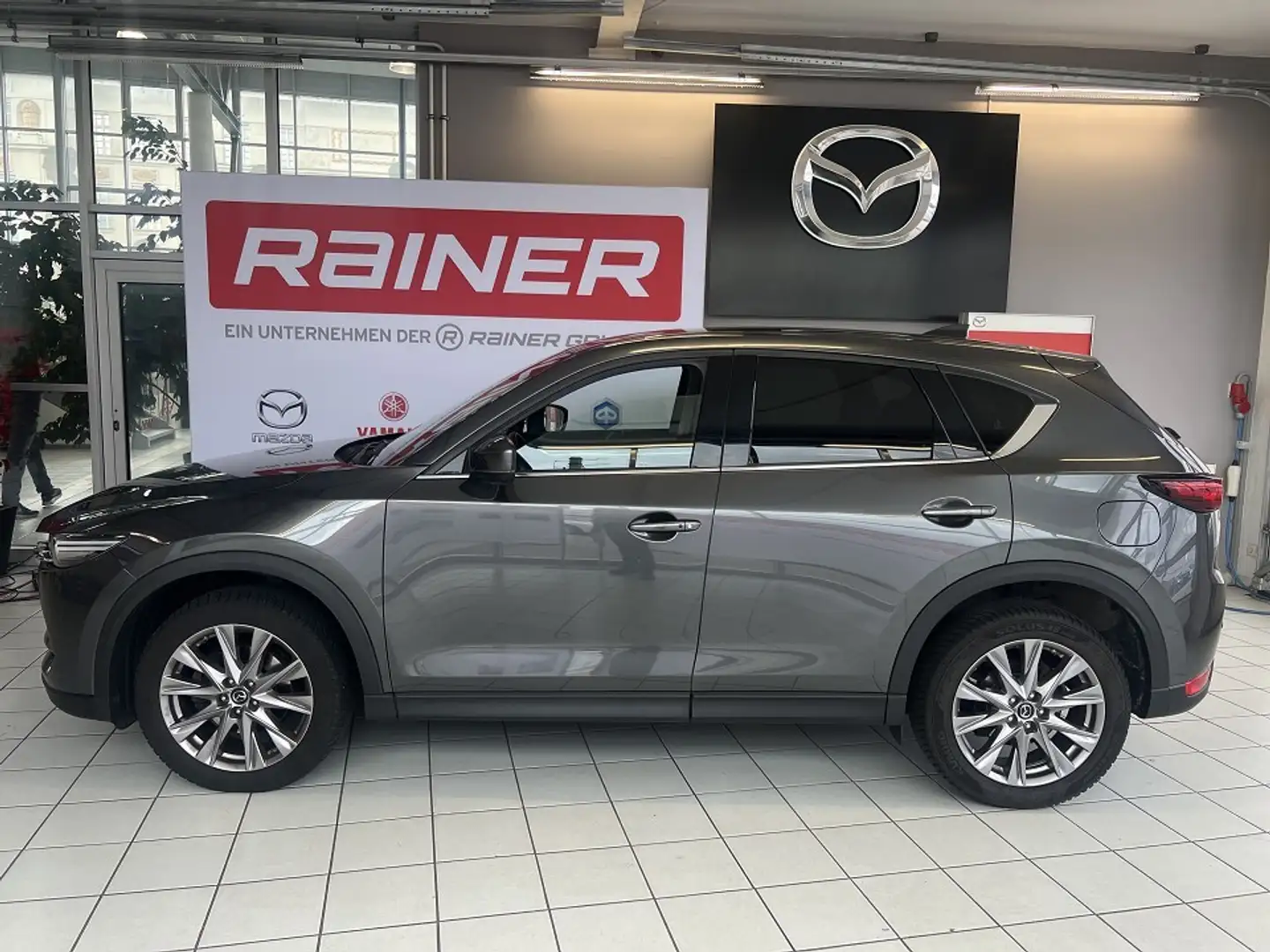 Mazda CX-5 CD184 AWD Revolution Top Aut. Grau - 2
