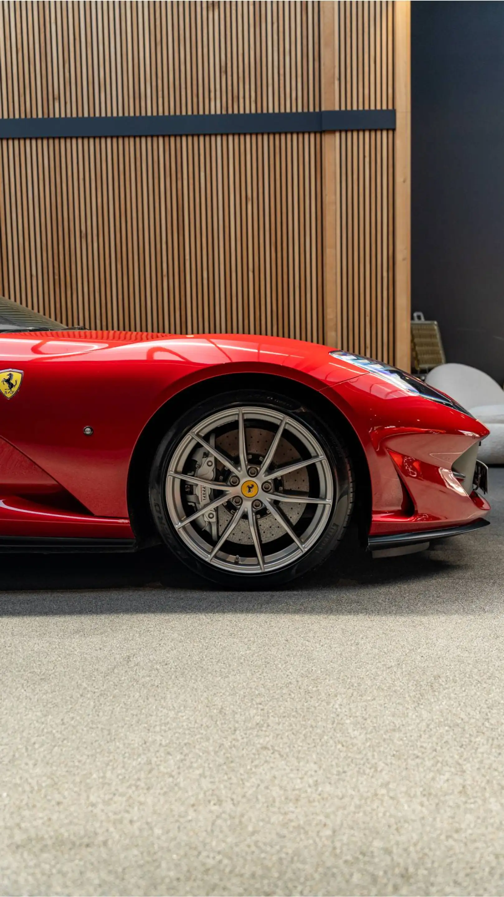 Ferrari 812 Superfast TDF Wheel Carbon JBL Passenger Display 6 — photo 23