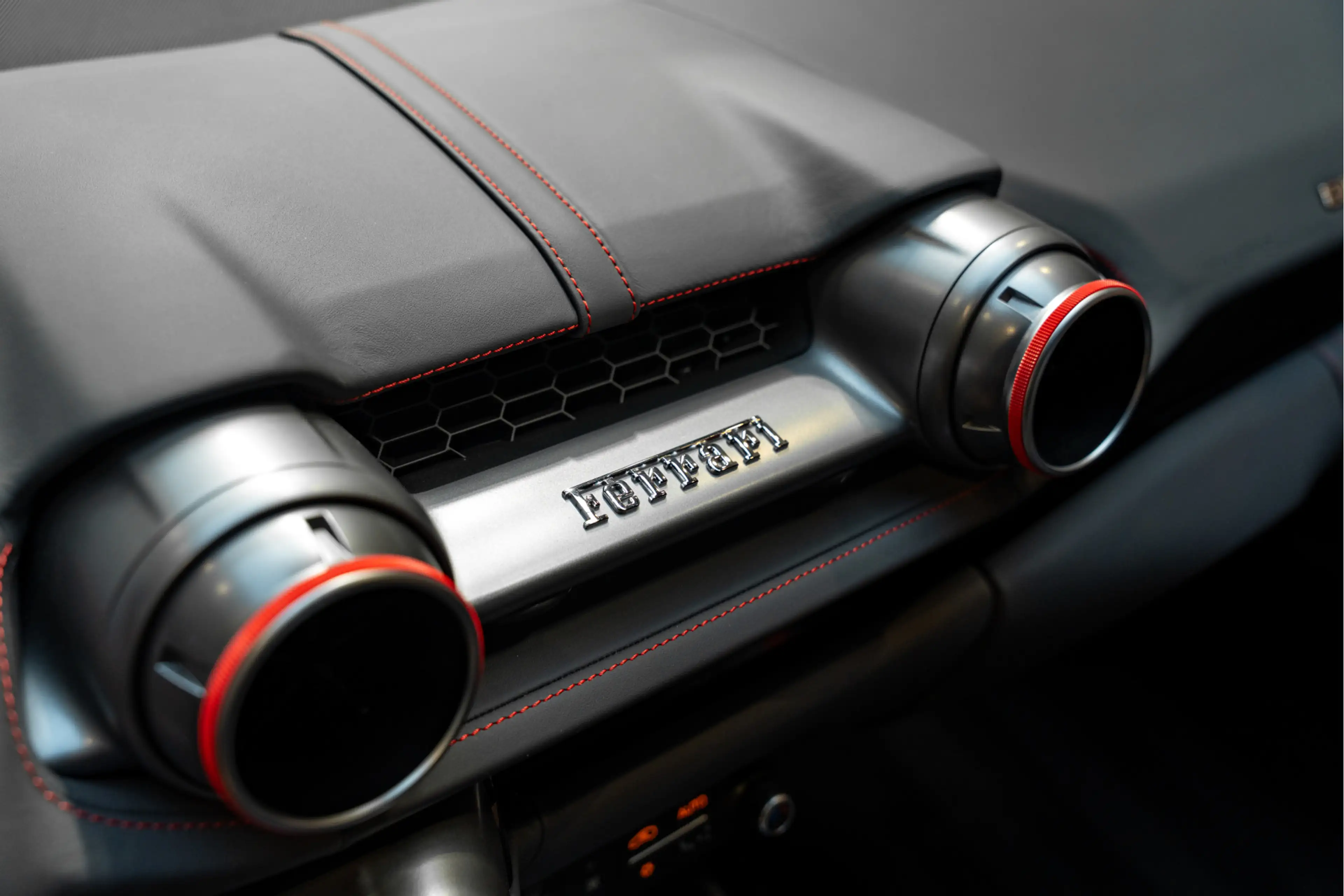 Ferrari 812 Superfast TDF Wheel Carbon JBL Passenger Display 6 — photo 37