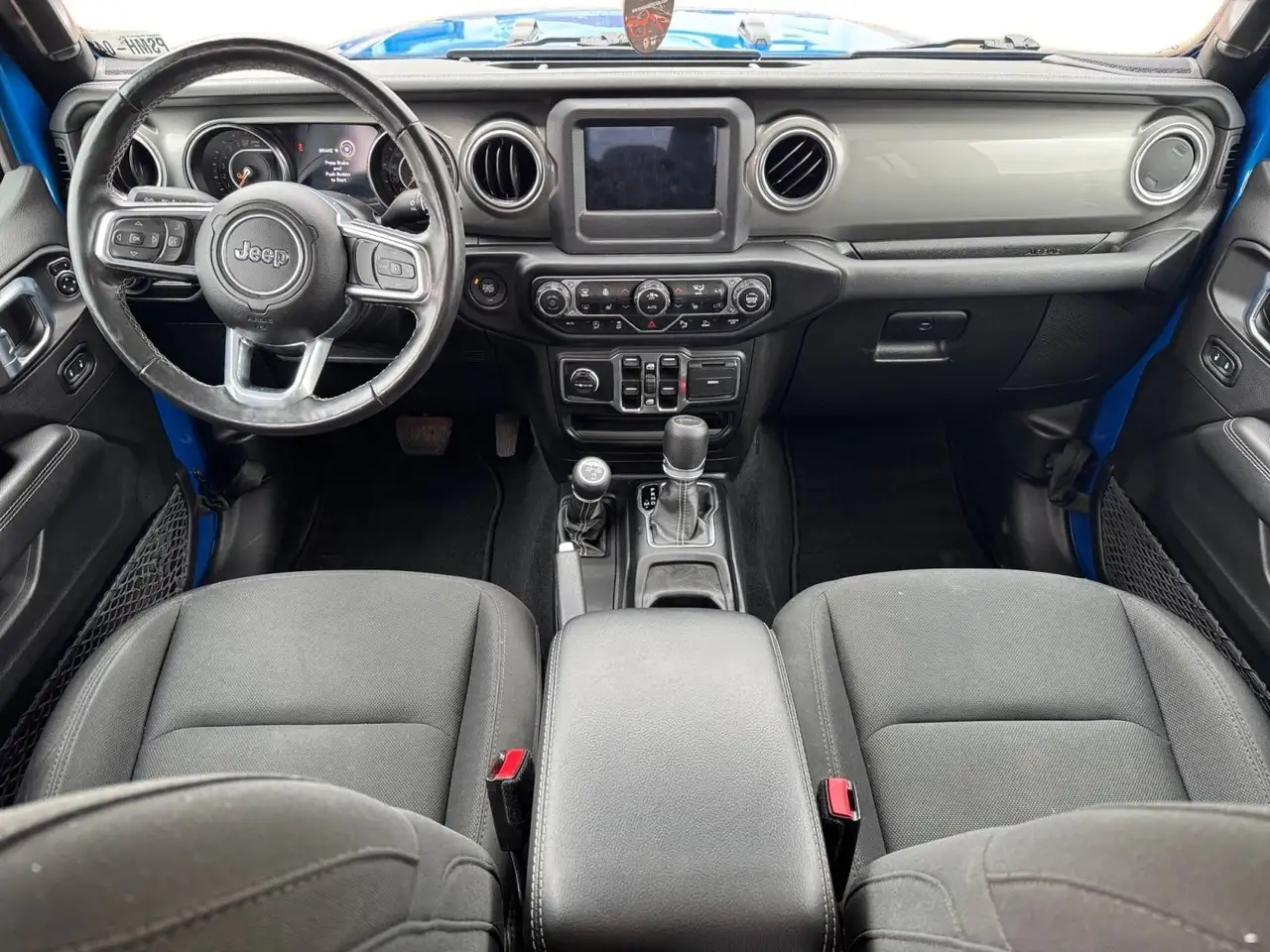 Jeep Gladiator снимка Jeep Gladiator