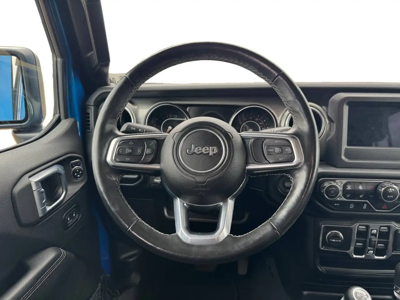Jeep Gladiator снимка Jeep Gladiator