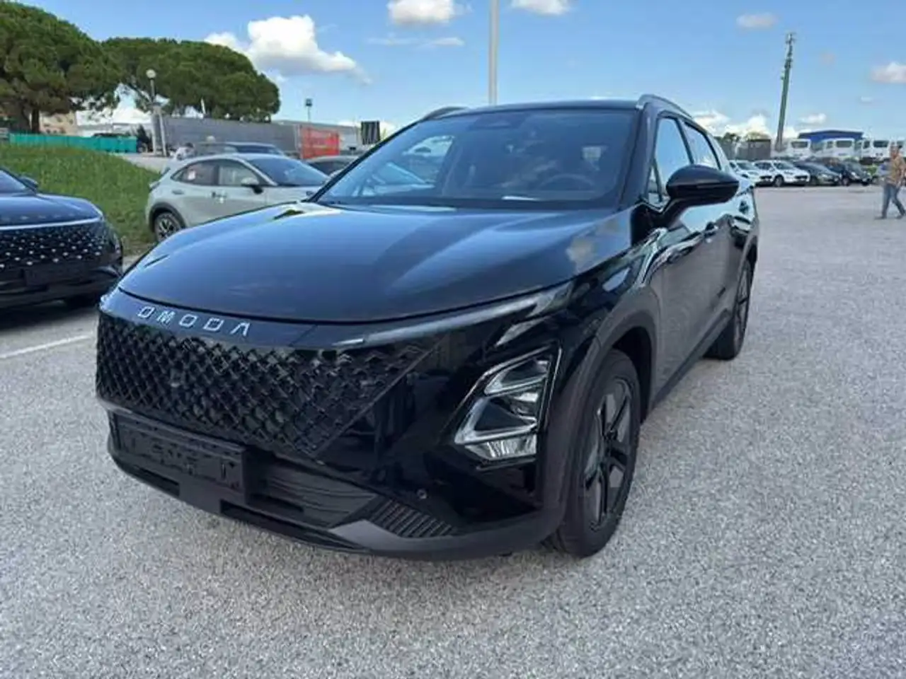 Omoda 5 Omoda shs-h 1. tgdi hev premium auto — photo 1 of 13
