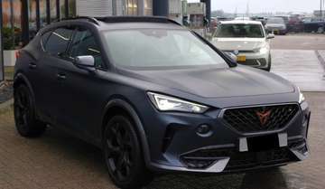 1.4 e-Hyb Copper Edition Matte Grey Full options.