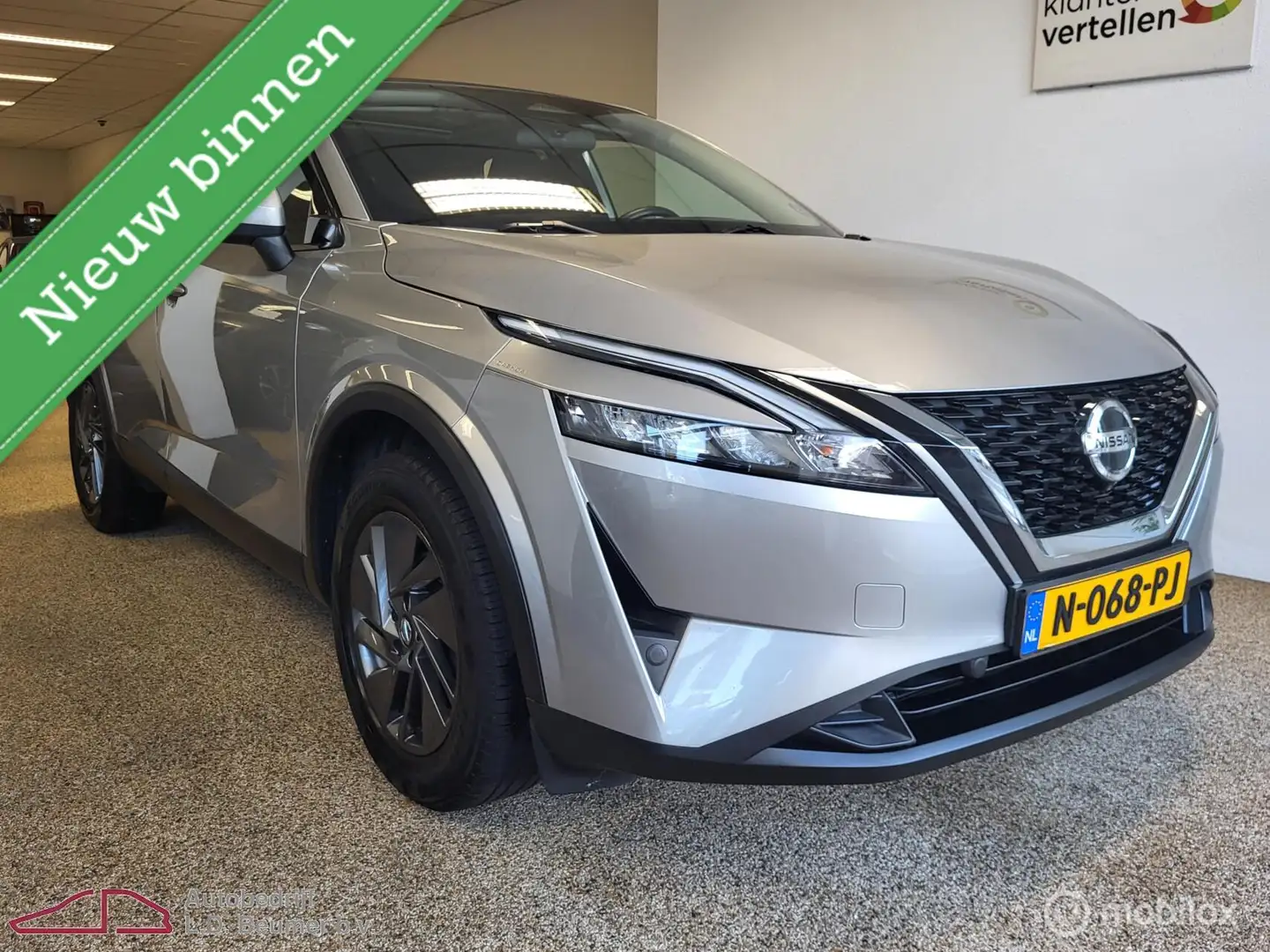 Nissan Qashqai 1.3 MHEV Urban Pack *NL, 1e EIG, NAVI, PANO, 360 C Gris - 2