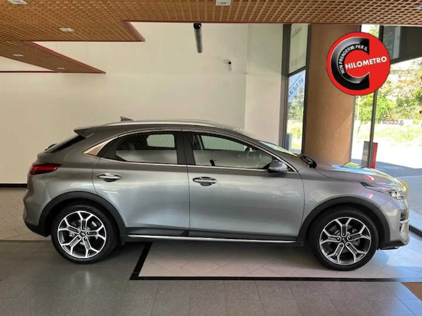 Kia XCeed 1.6 crdi Style 115cv Grigio - 1
