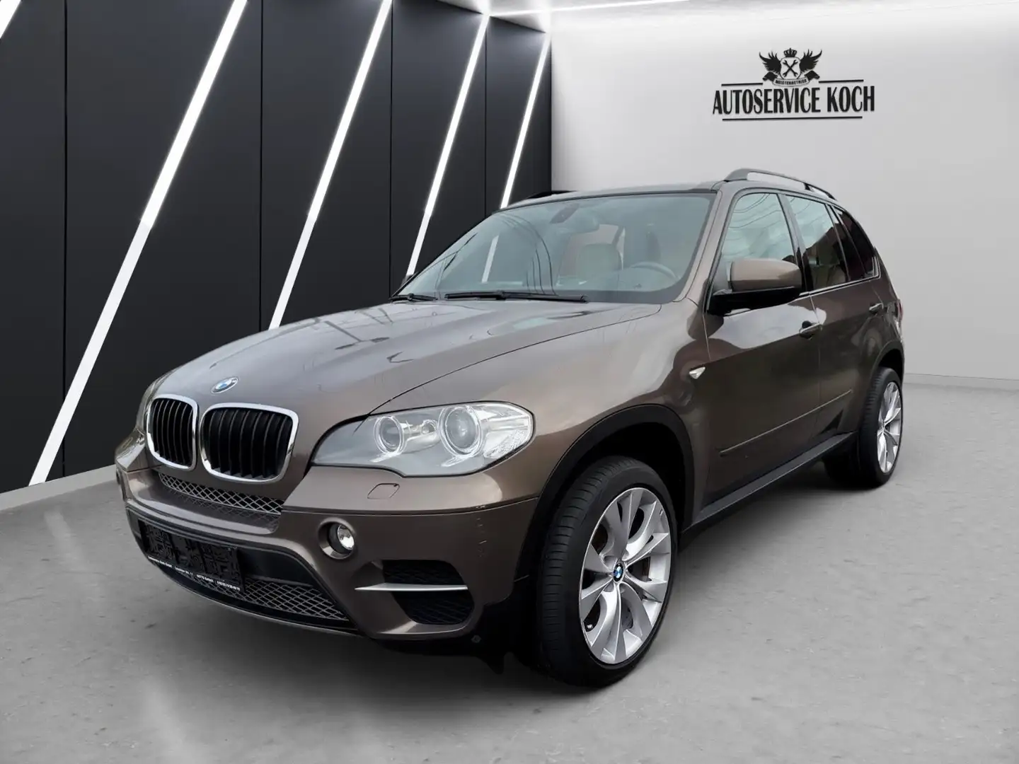 BMW X5 Baureihe X5 xDrive30d Braun - 1