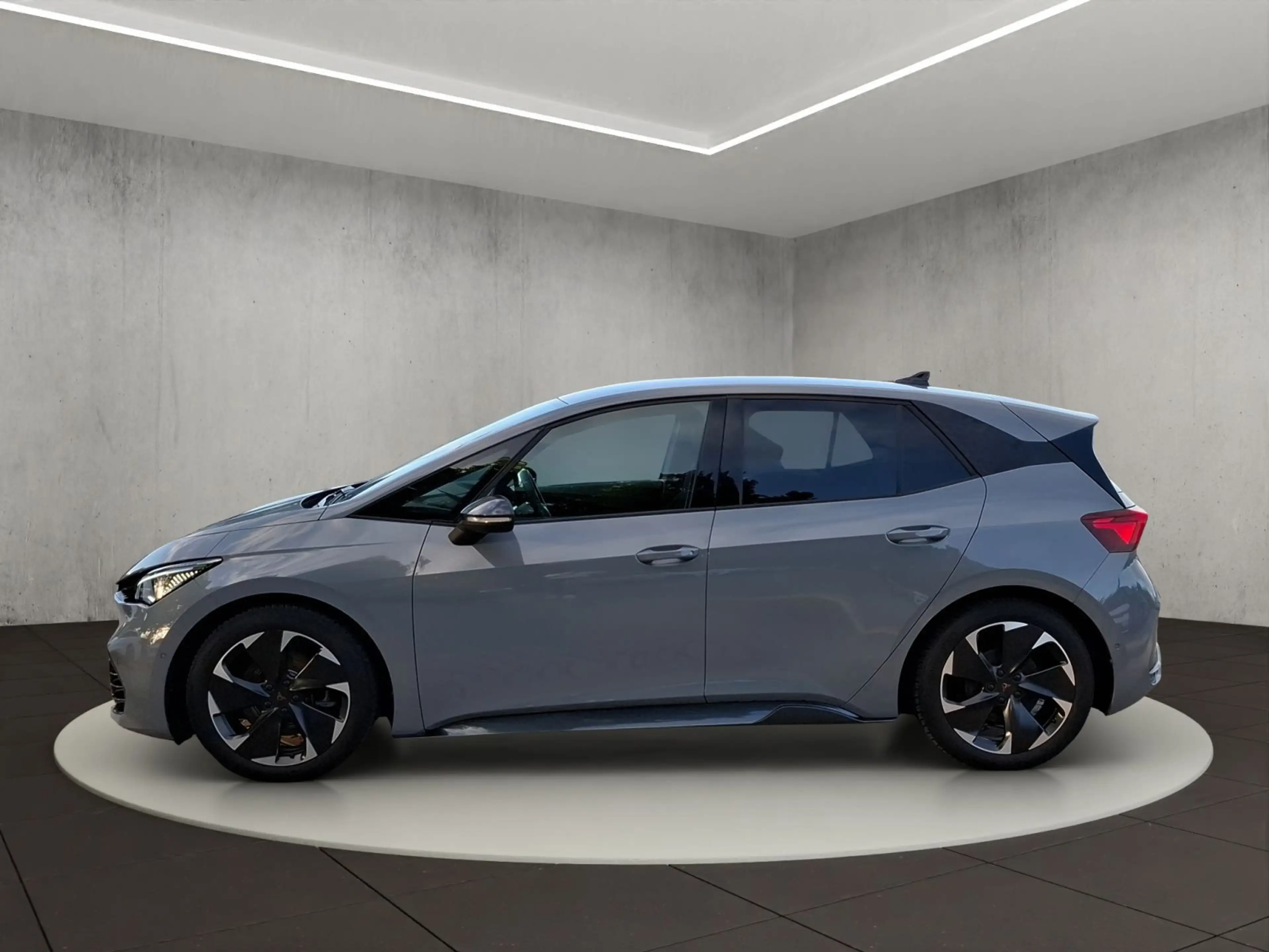 CUPRA Born Cupra Born Allwetterreifen, Navi, Wärmepumpe, Si — photo 2