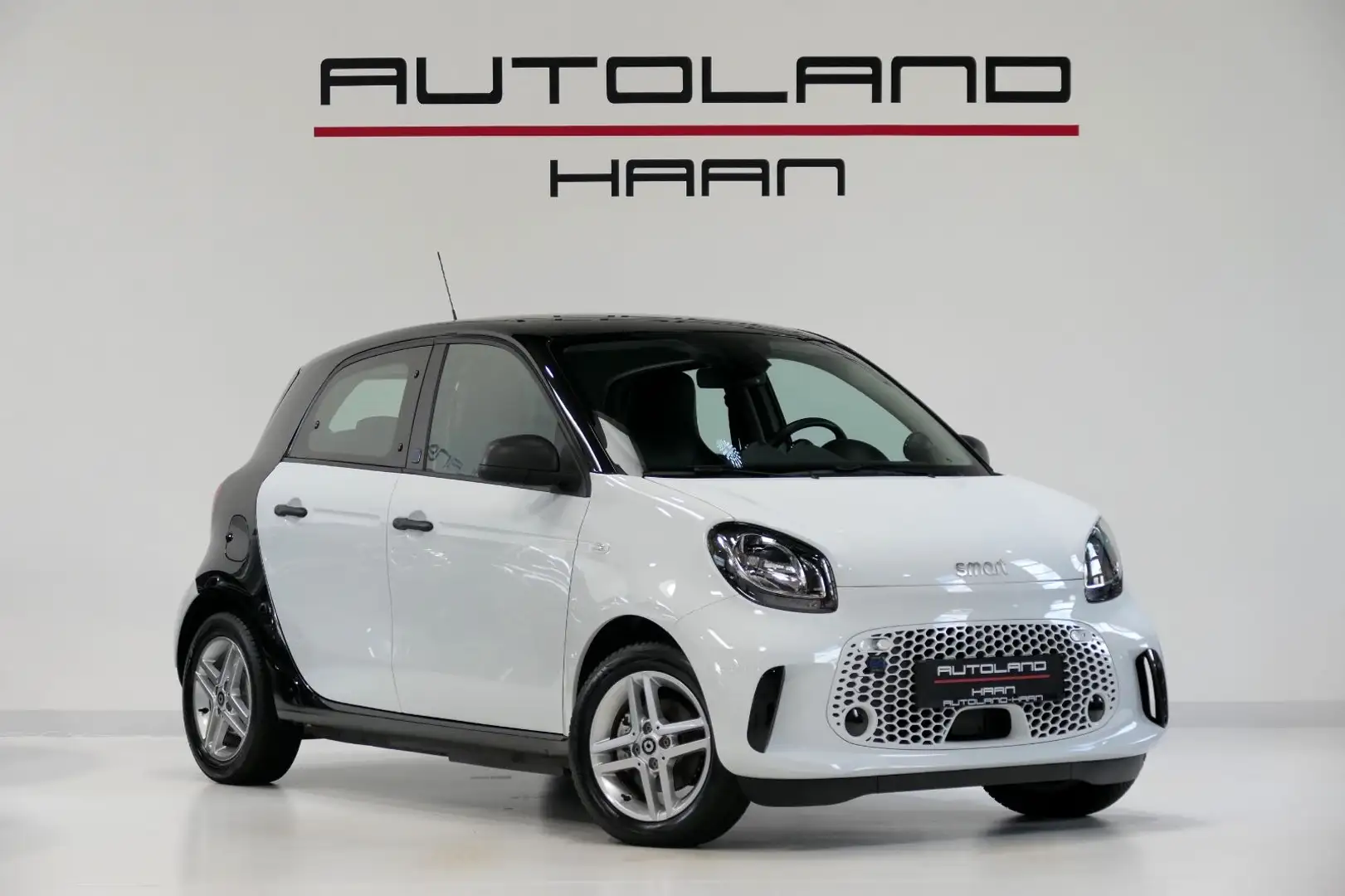 smart forFour forfour EQ  *22KW*LM15*LED*PDC*Carplay* Weiß - 2
