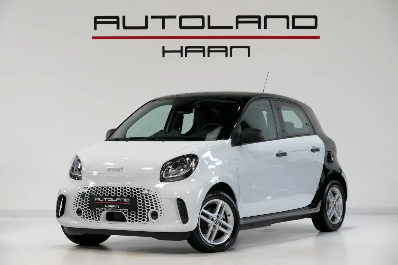 smart forFour forfour EQ  *22KW*LM15*LED*PDC*Carplay* Weiß - 1