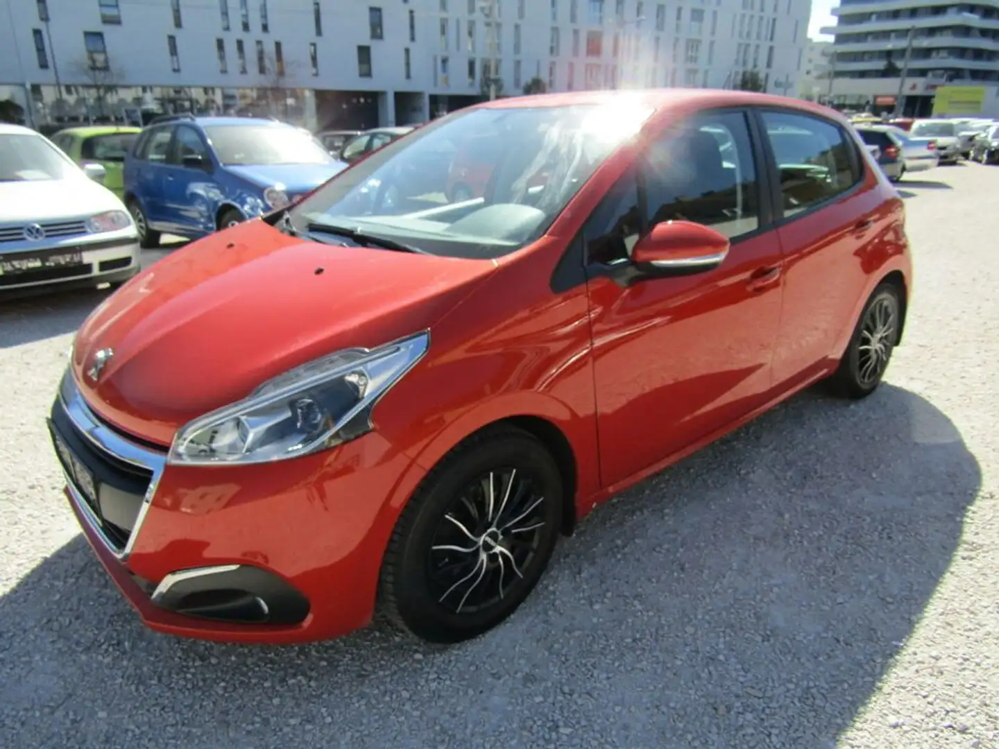 Peugeot 208 Active 1,2 PureTech 82 Oranje - 1