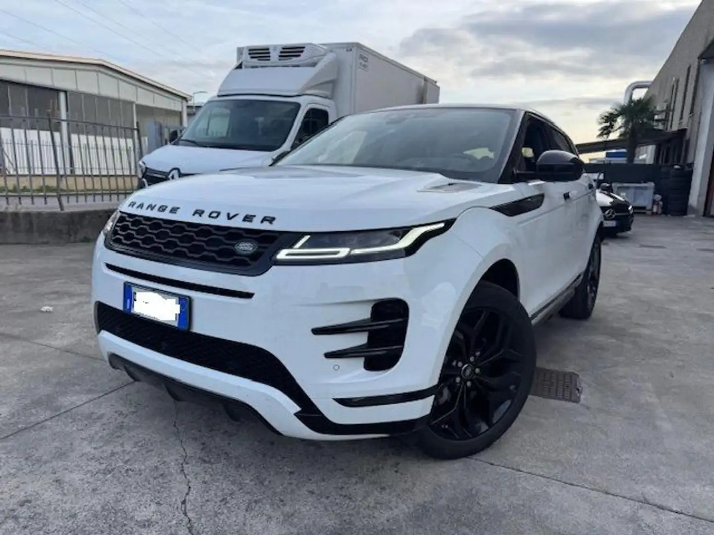 Land Rover Range Rover Evoque 2.0D I4-L.Flw 150CV AWD Aut R-Dynamic HSE Wit - 2