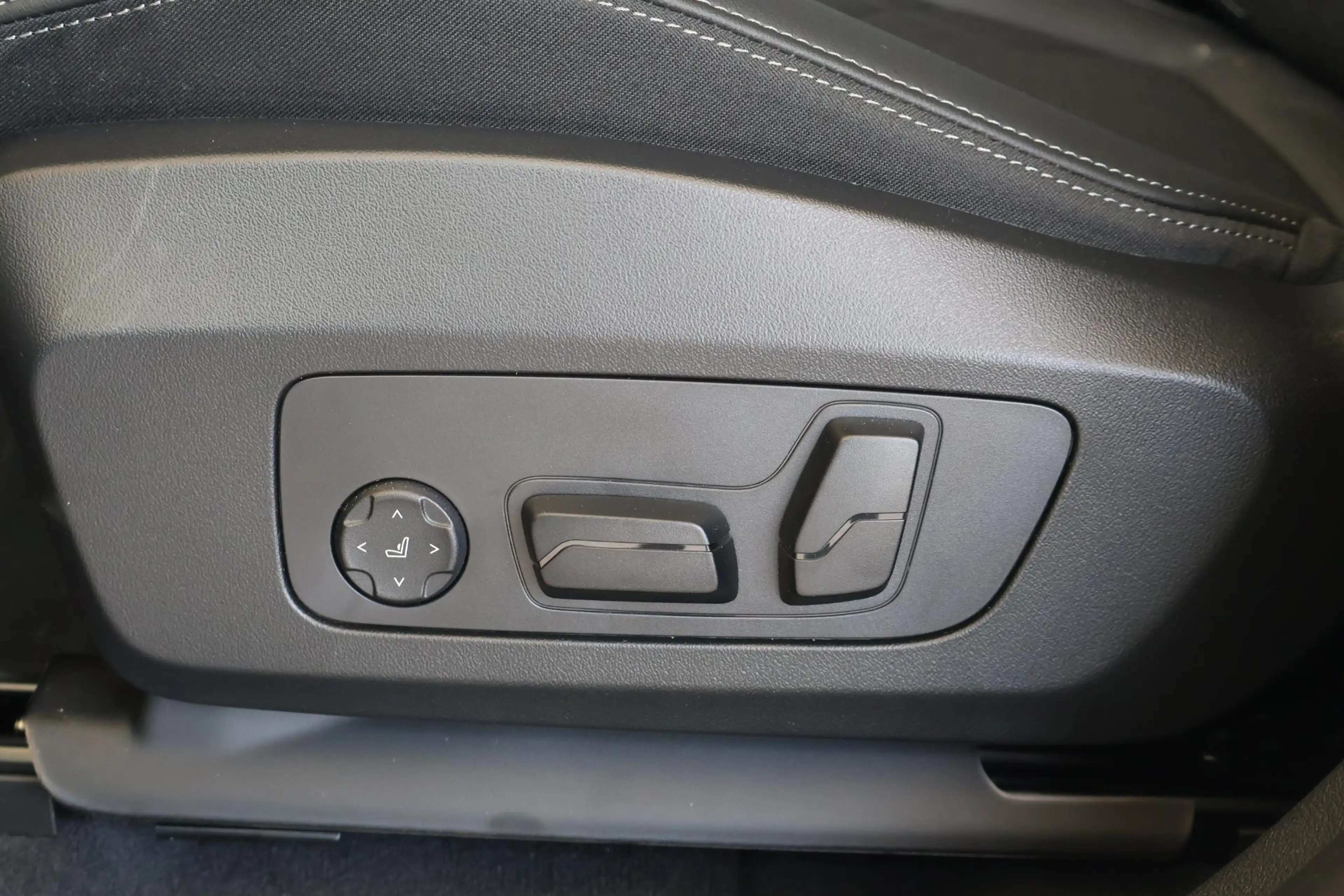 BMW 225 2-serie Active Tourer 225e xDrive | M Sport | Driv — photo 15
