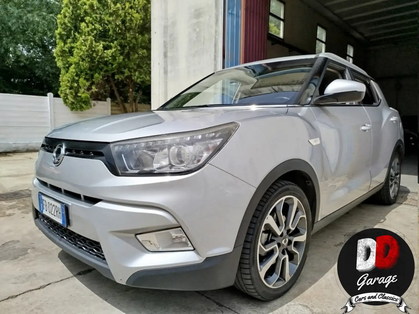 SsangYong Tivoli Tivoli 1.6d Go 2wd Argento - 1