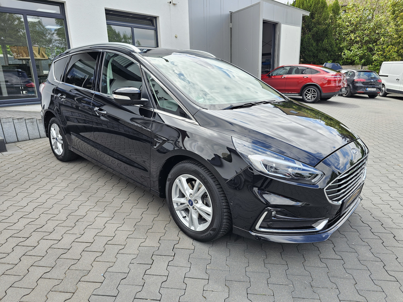 Ford S-Max 2.0 TDCI Titanium LED RFK NAVI 7-Sitzer — photo 3